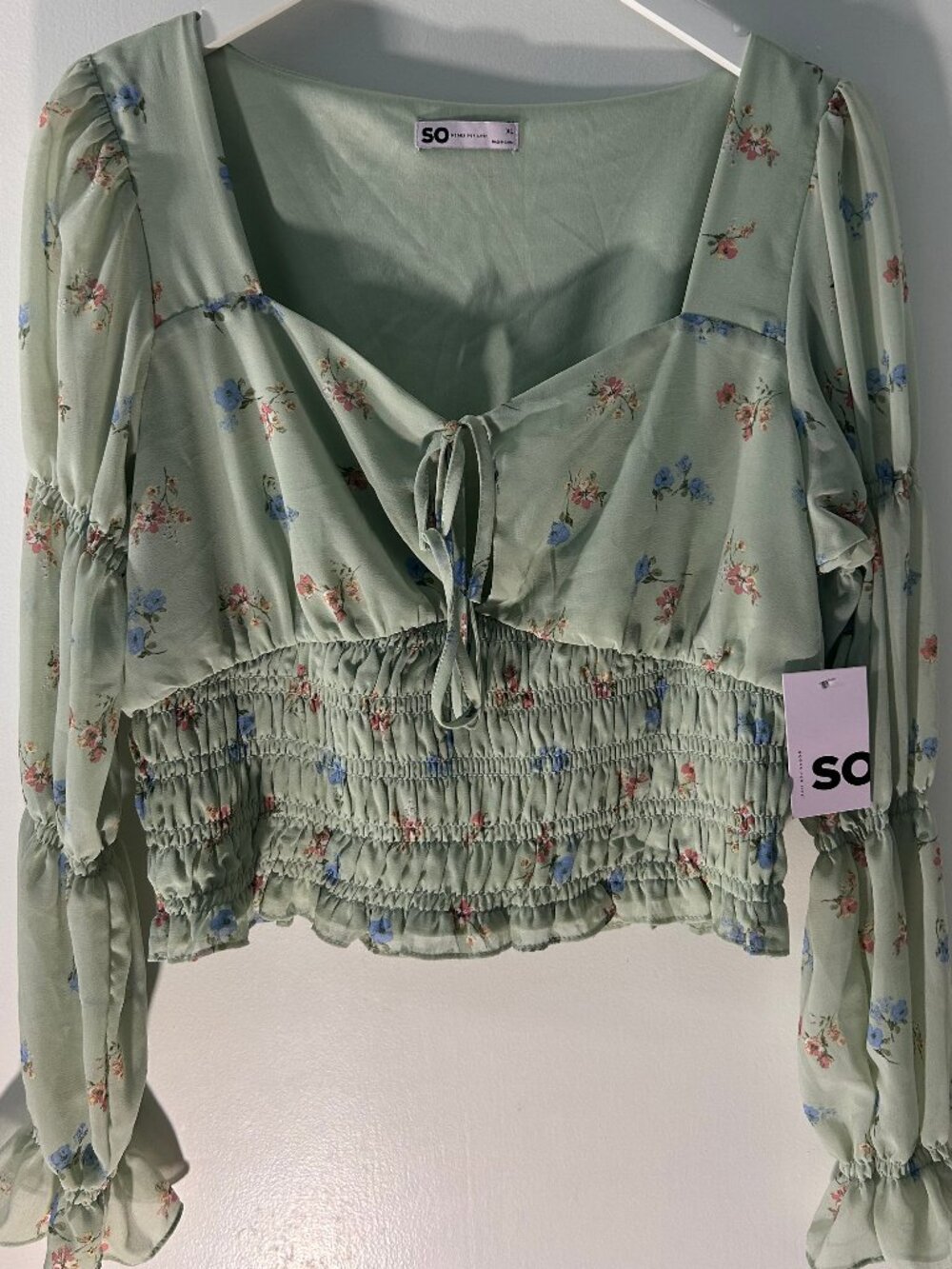 NWT SO Goods For Life Floral Smocked Sweetheart Top (Cropped) XL Sage Green